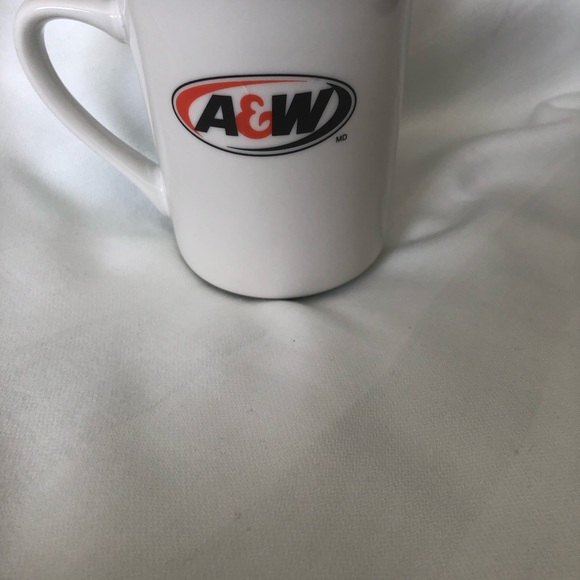 A & W MUG - 12 oz - CERAMIC - RARE DESIGN - BRAND NEW - 4” tall x 3” wide - Picture 7 of 13